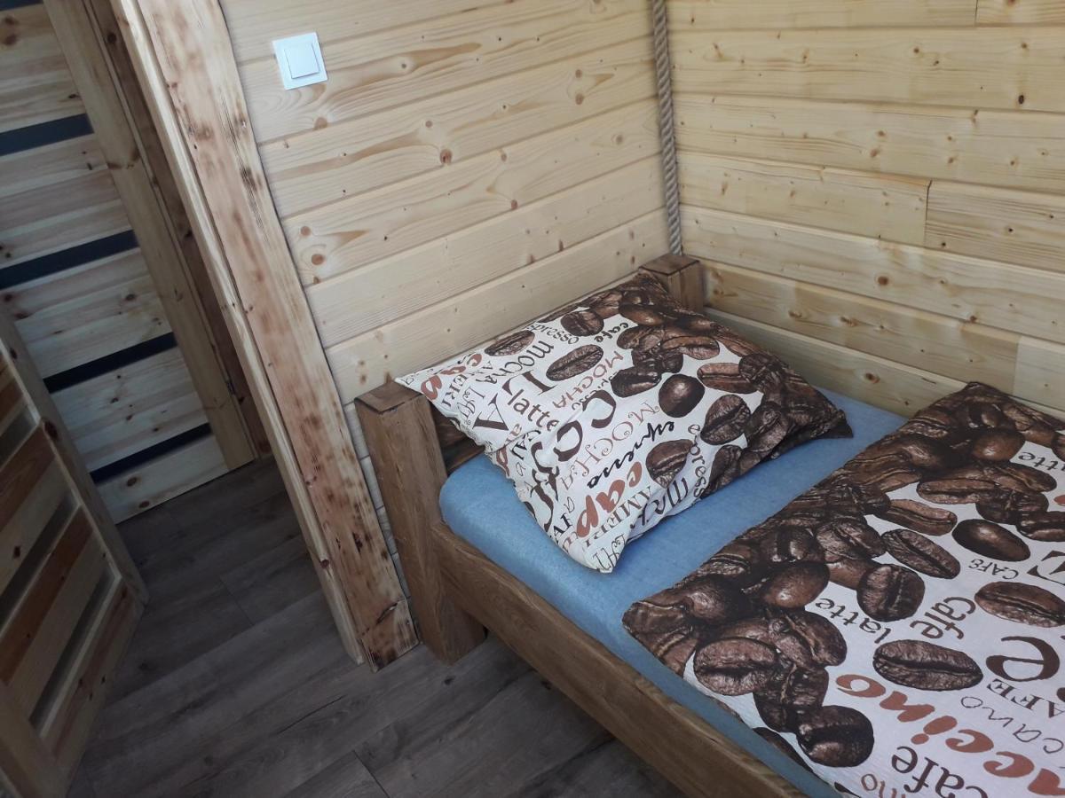 Jaskowa Chata Bieszczady Apartament Z Basenem Baligród Buitenkant foto