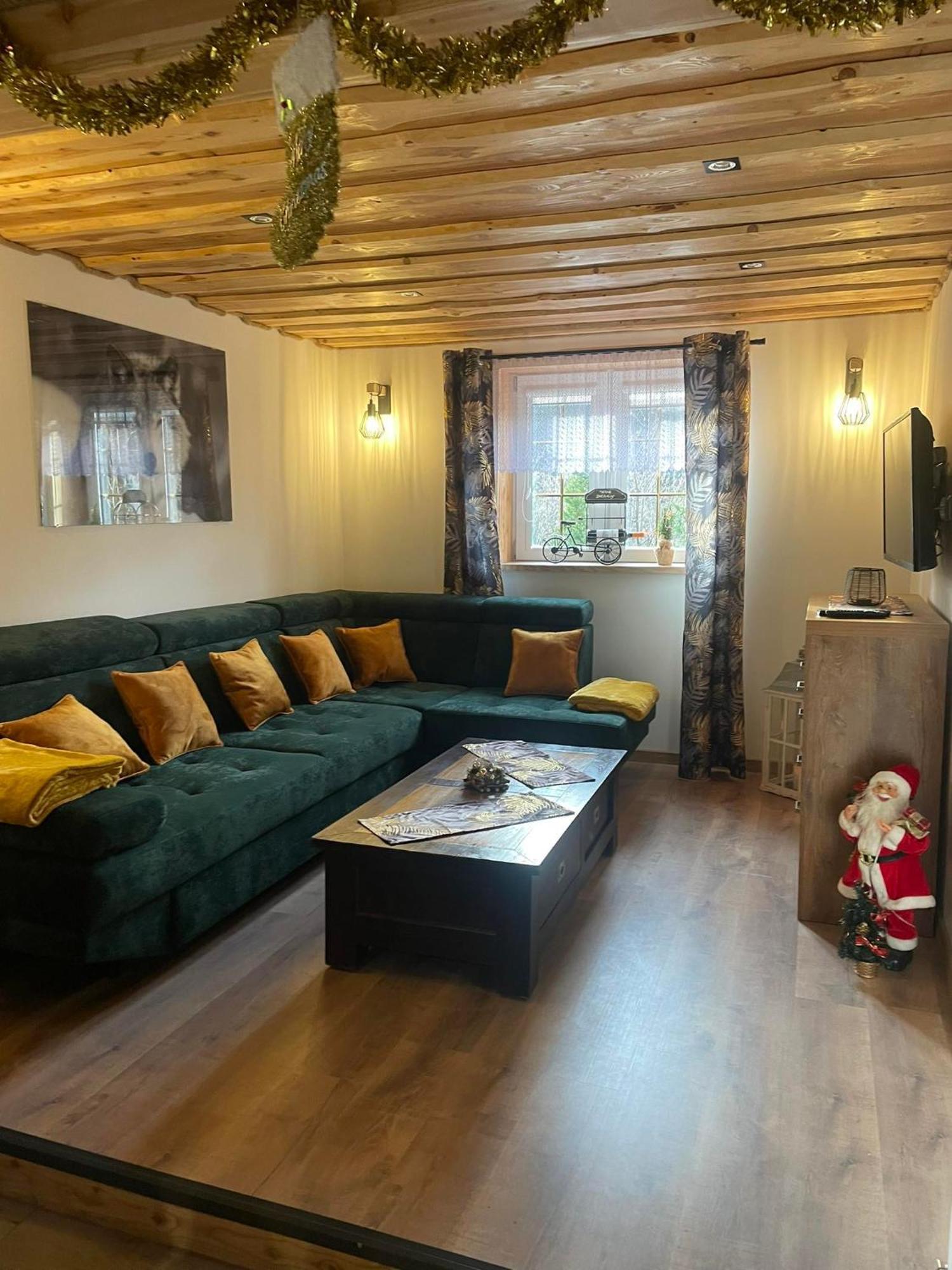 Jaskowa Chata Bieszczady Apartament Z Basenem Baligród Buitenkant foto